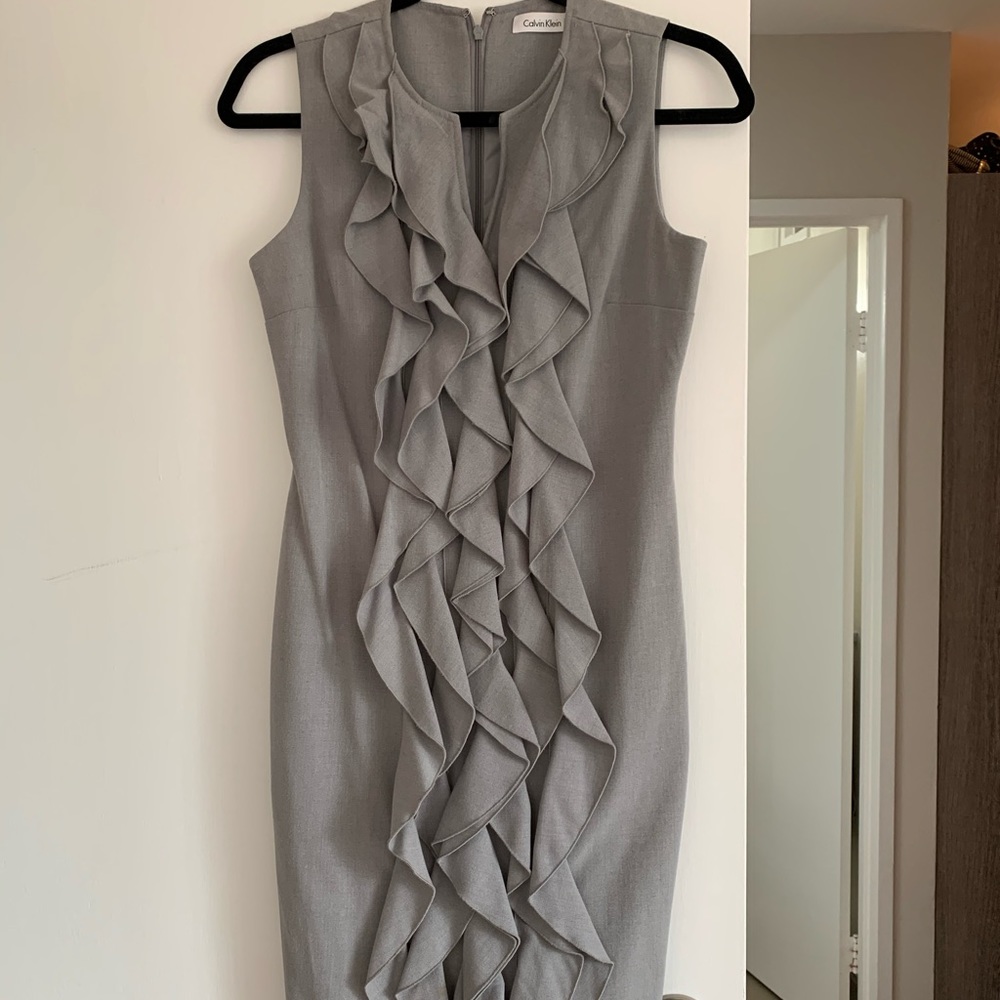 Calvin Klein - Sleeveless Workwear Dress